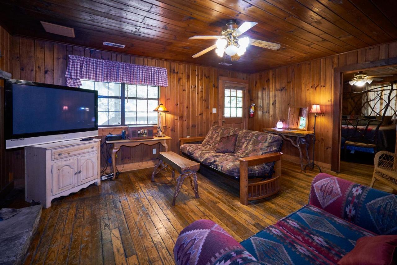 A Cabin In The Woods Pigeon Forge Exterior foto