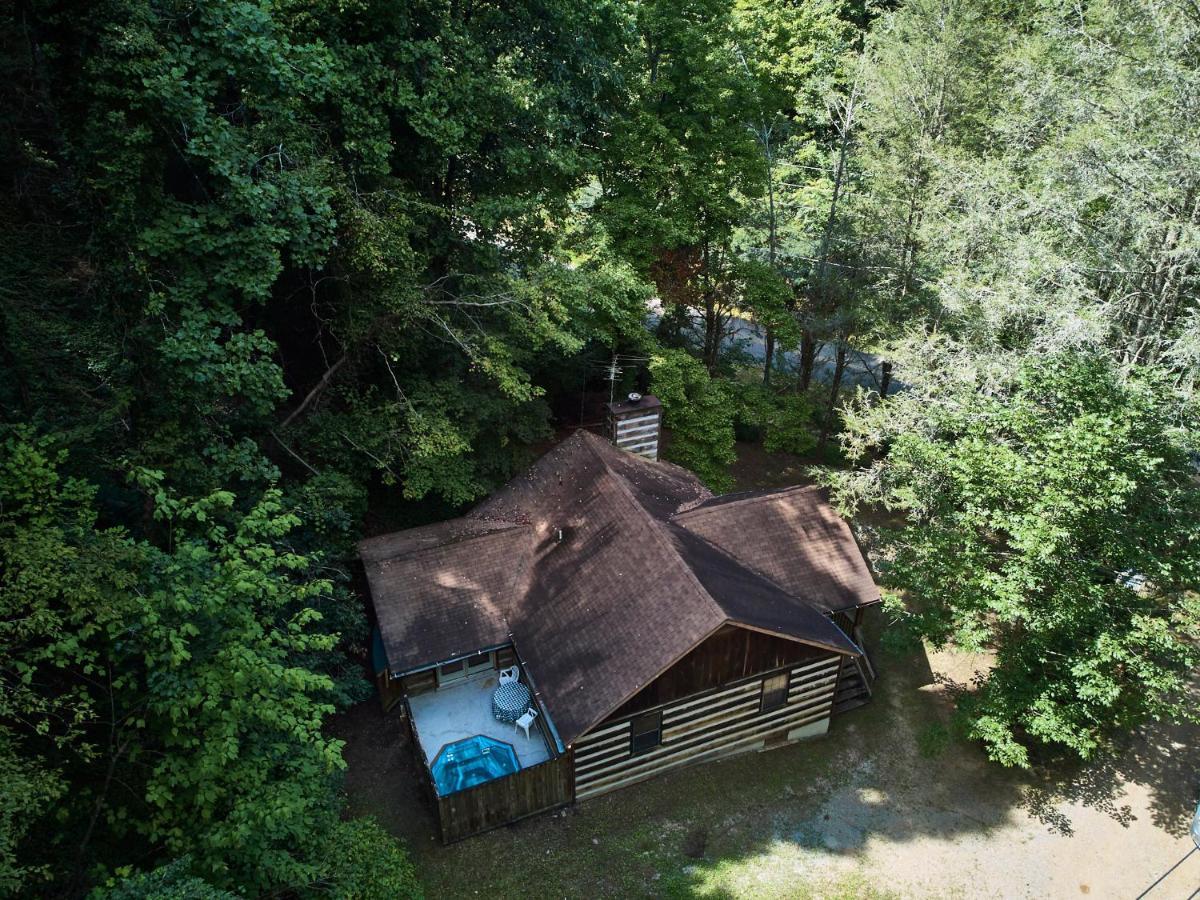 A Cabin In The Woods Pigeon Forge Exterior foto